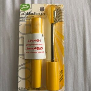 NIB COVERGIRL LashBlast Length Mascara - Very Black discontinued rare sealed